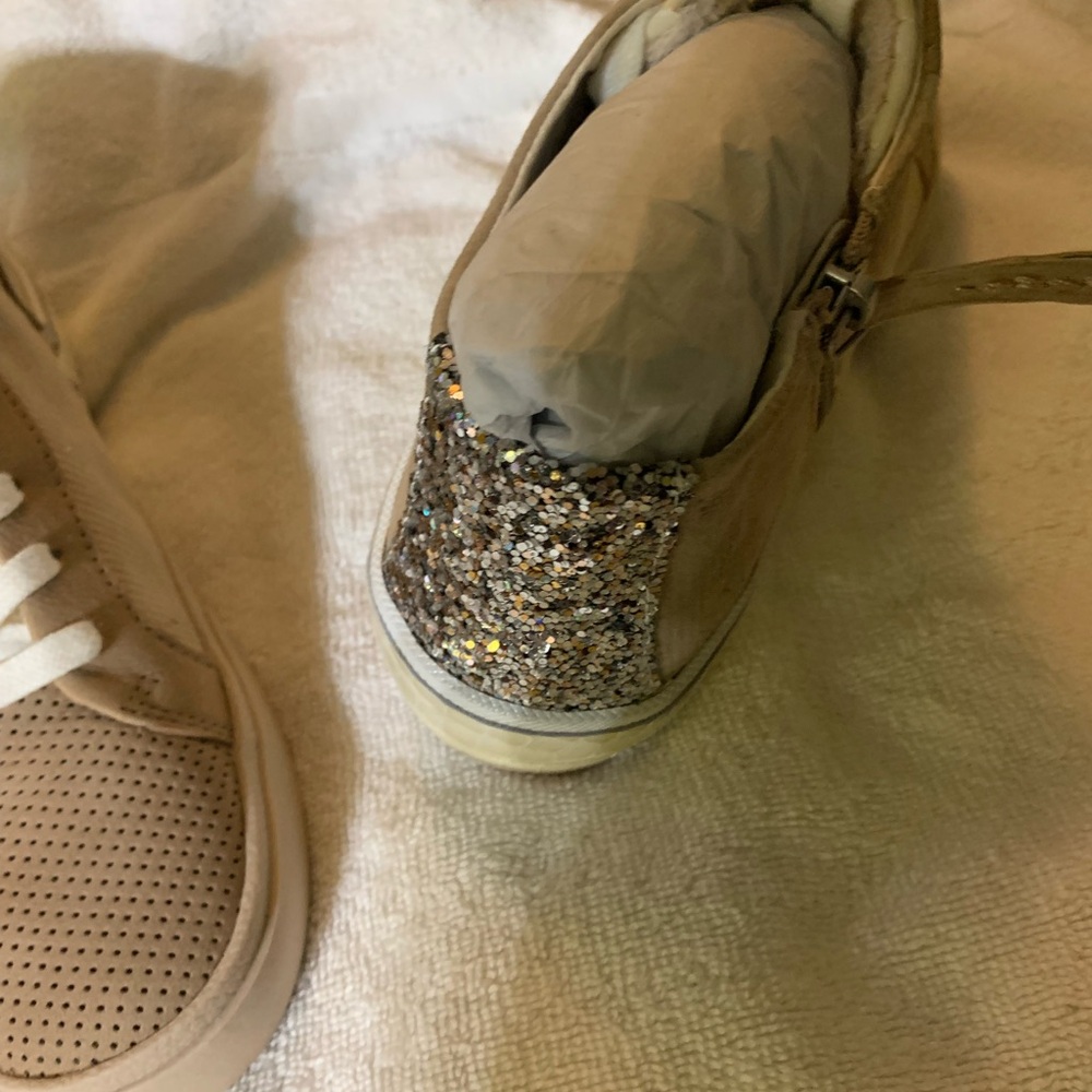 Boots - Picture 2 of 4